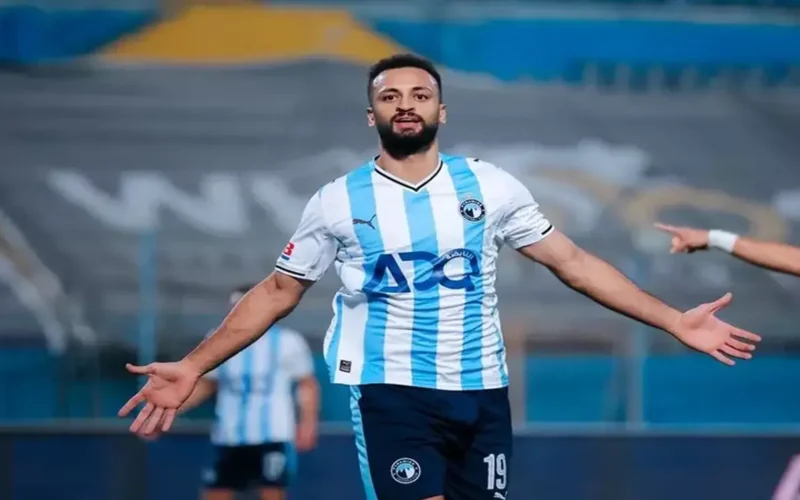 بيراميدز يوافق على انضمام مروان حمدي لتعزيز صفوف منتخب مصر الثاني